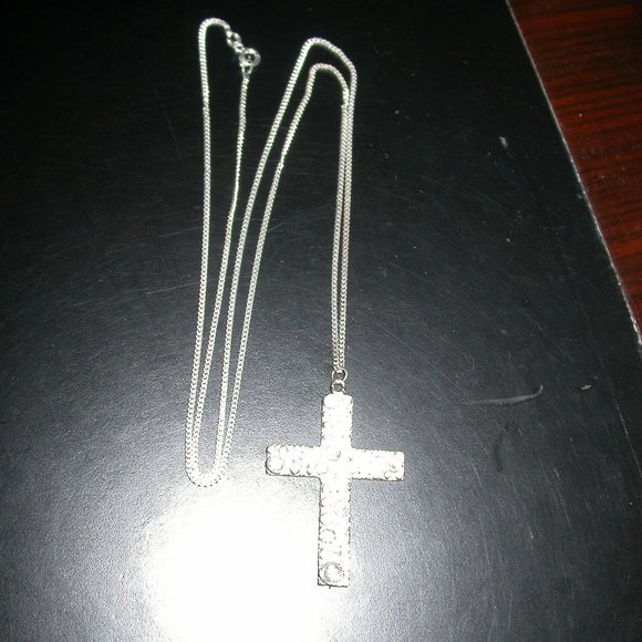 Sterling Silver Cross on 16" Box Chain - Picture 2 of 4
